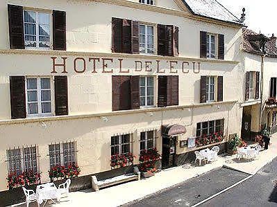 Hotel L' Ecu Montbard Exterior foto