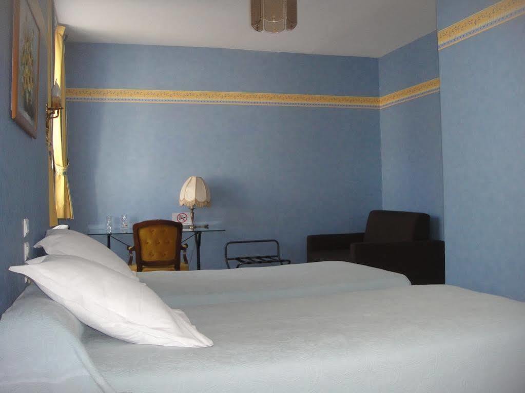 Hotel L' Ecu Montbard Exterior foto